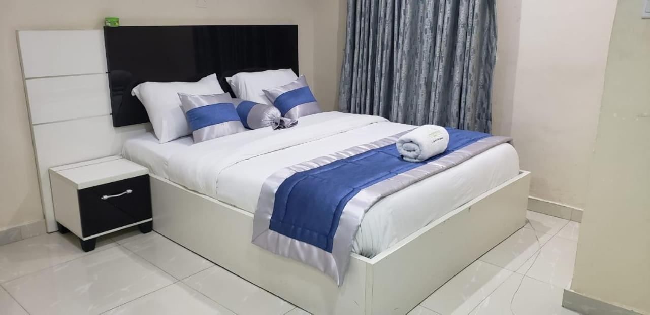Appleville Suites 이케야 외부 사진